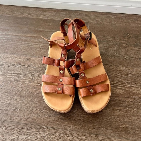 Brown Strappy Sandals - Picture 16 of 16